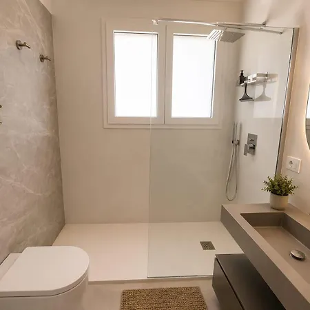 Mareaura Wellness & Sea View Lägenhet *