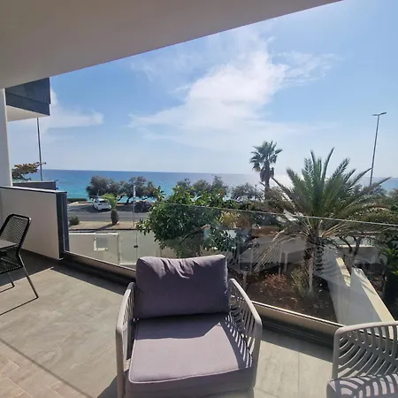 Mareaura Wellness & Sea View *